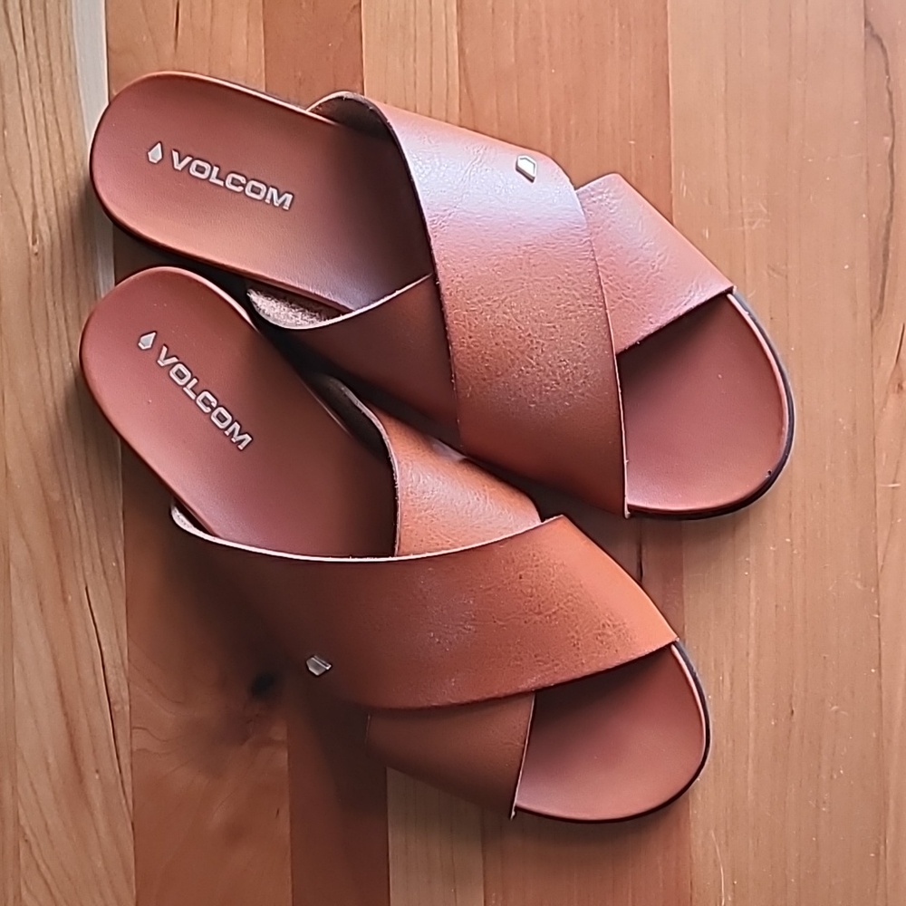 Volcom Double Cross Sandals - Size 7